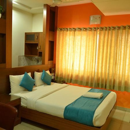 Cubbon Suites - 10 Minute Walk To Mg Road, Mg Road Metro And Church Street Bangalore Exterior photo