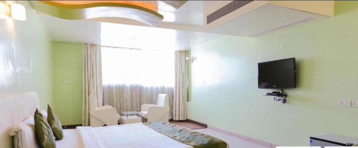 Cubbon Suites - 10 Minute Walk To Mg Road, Mg Road Metro And Church Street Bangalore Exterior photo